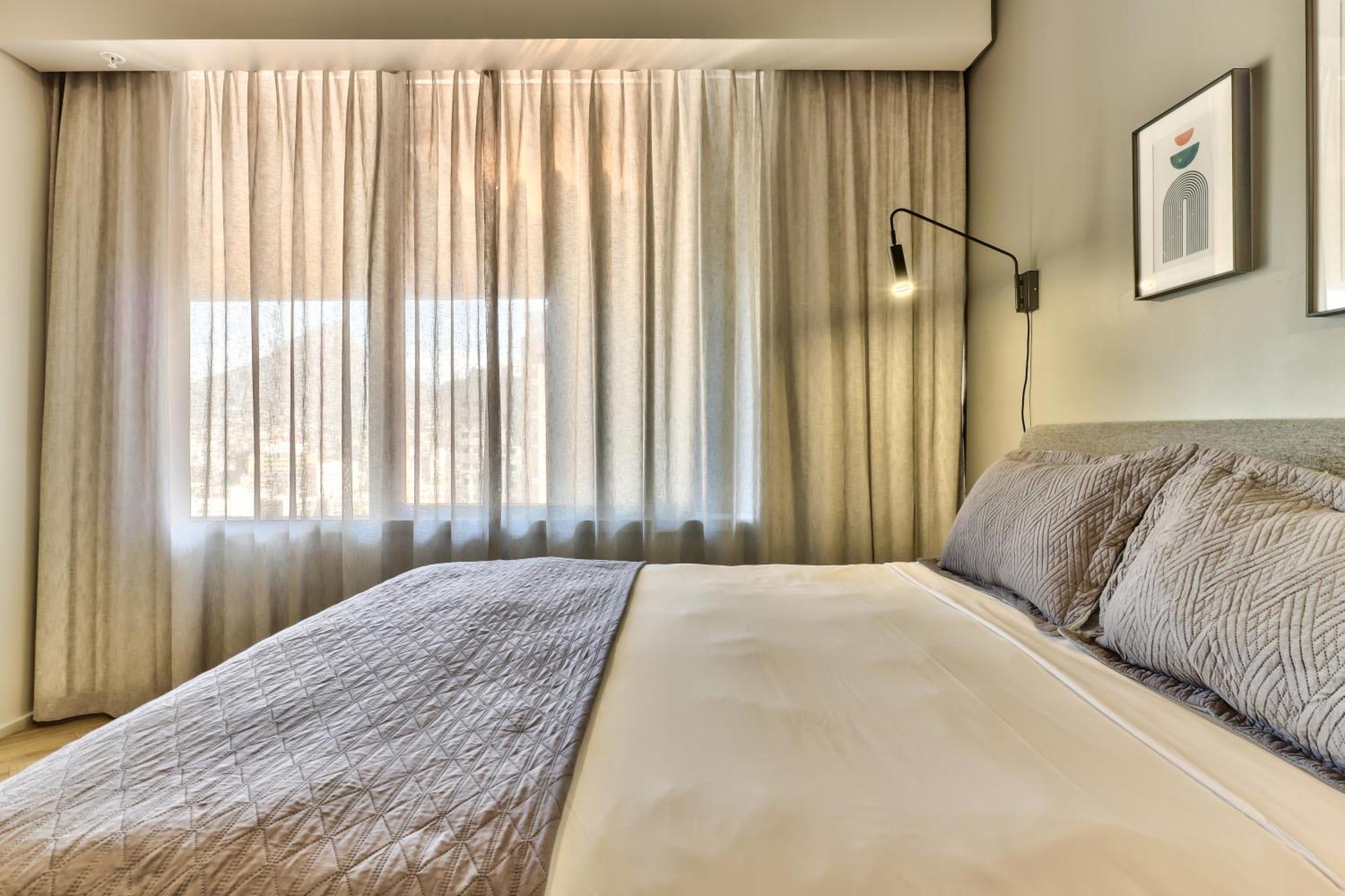 Hotel Wink One Thibault *