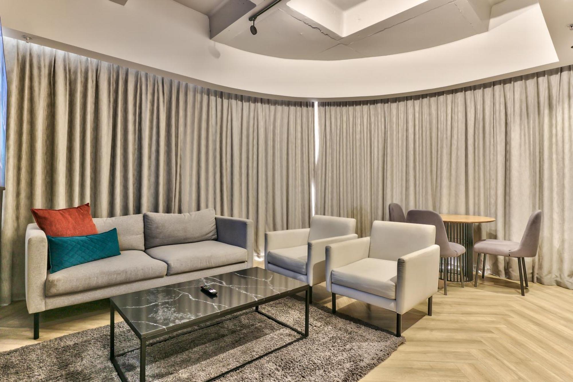 Hotel Wink One Thibault Cape Town
