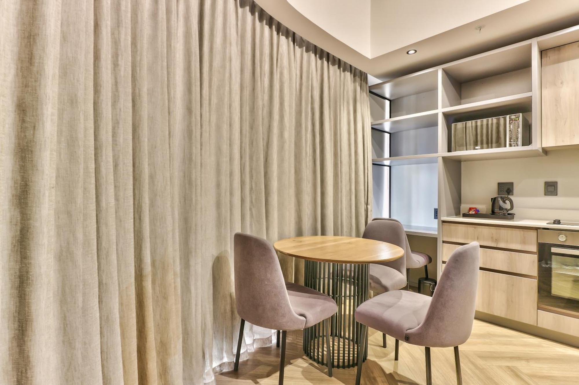 Wink One Thibault Hotel Cape Town