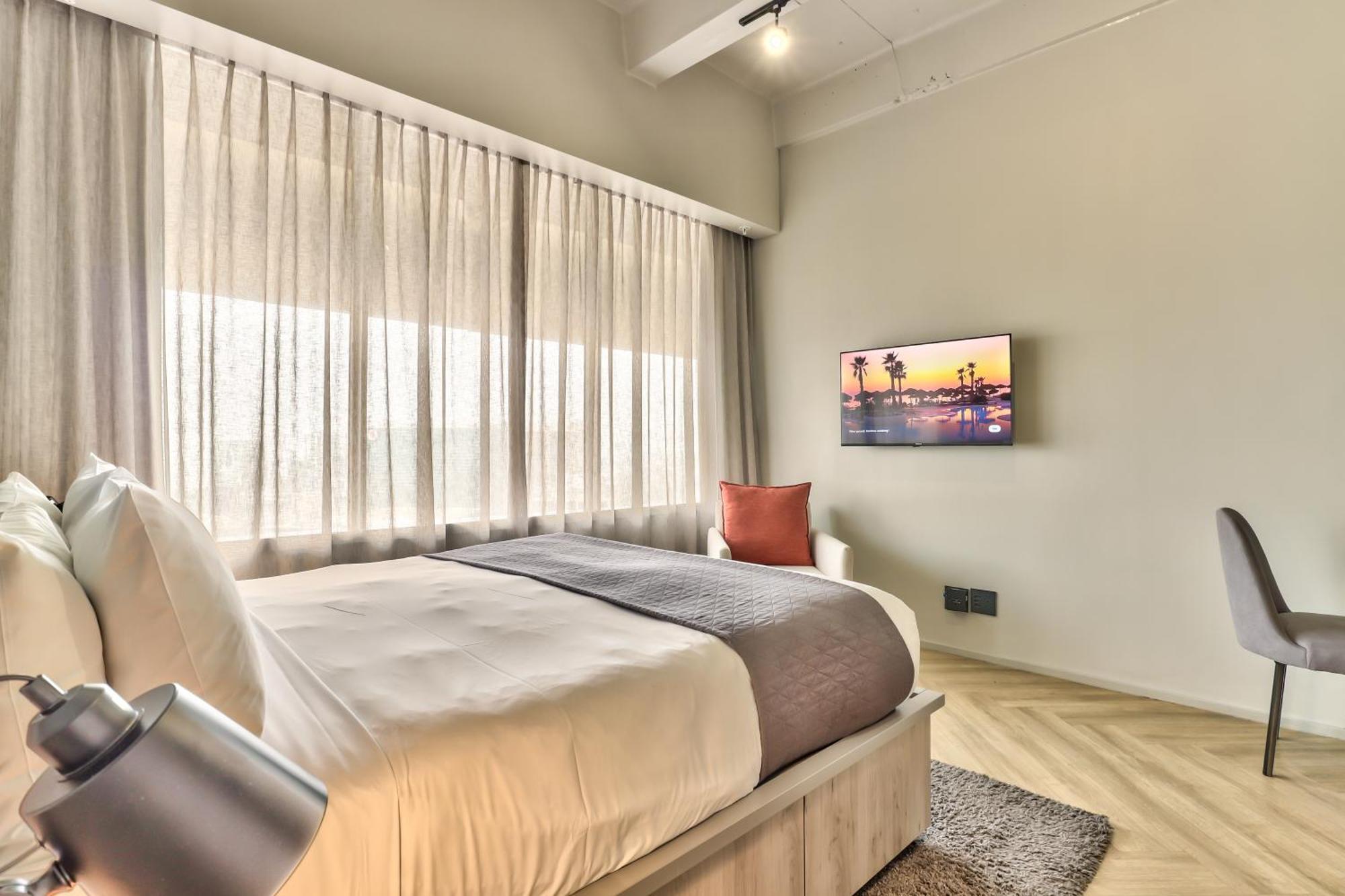 Wink One Thibault Hotel
